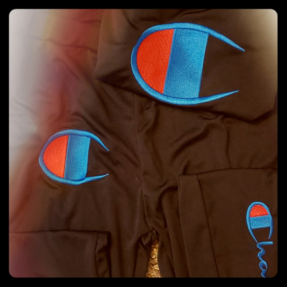 Champion outfit